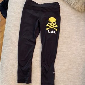 Soul cycle lulu leggings